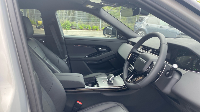 Land Rover Range Rover Evoque 1.5 P270e Edition 5dr Auto Hatchback - Image 37